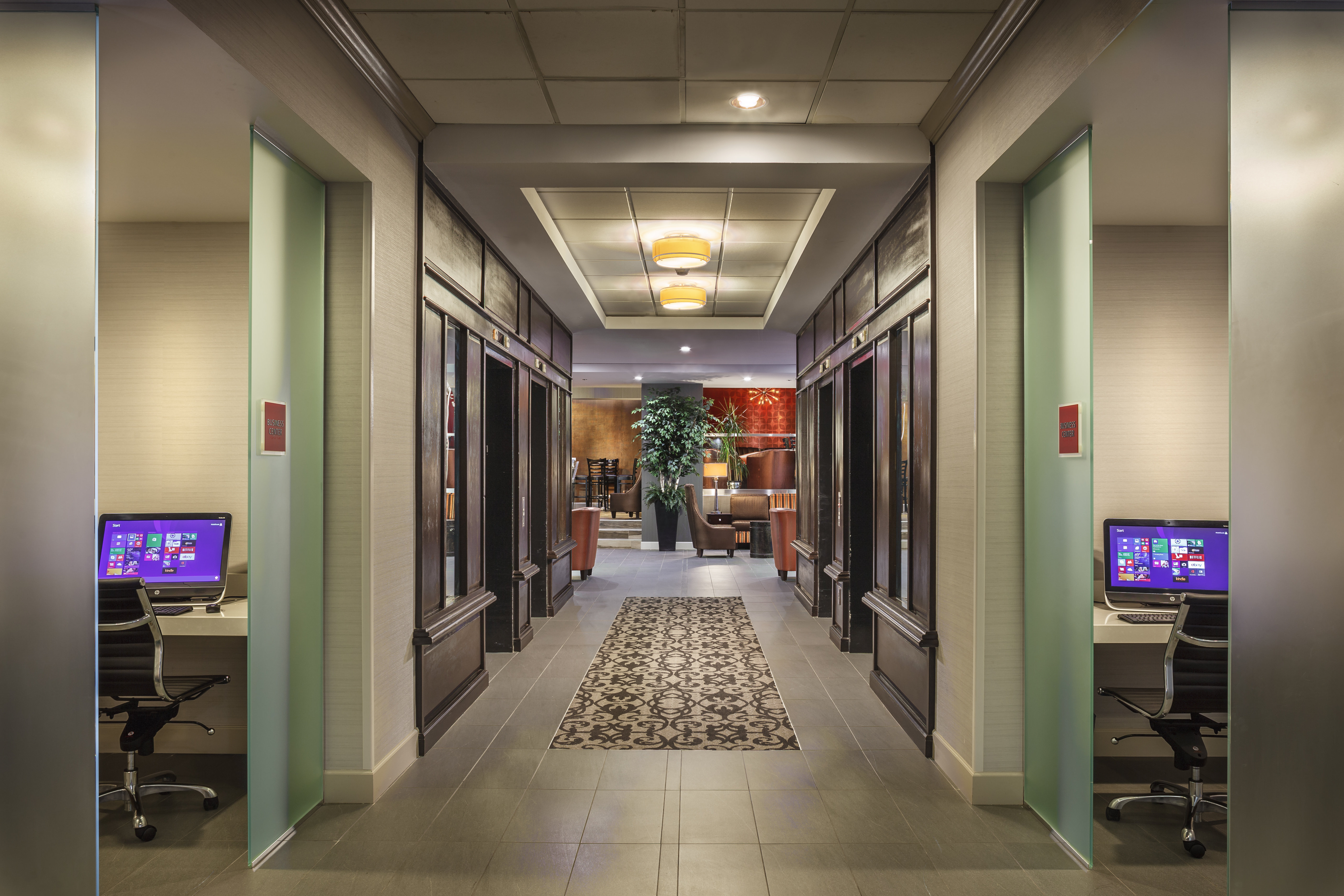 Crowne Plaza Phoenix Airport - Phx 25/76