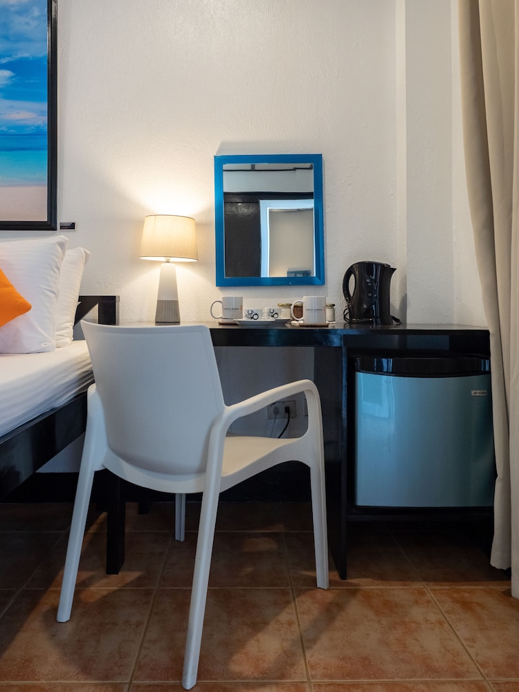 Hippocampus Beach And Dive Resort 48/59