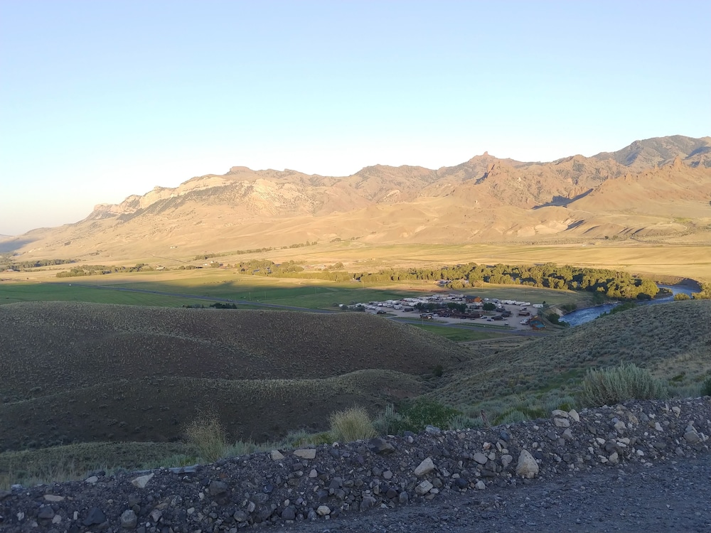 Yellowstone Valley Inn 37/50