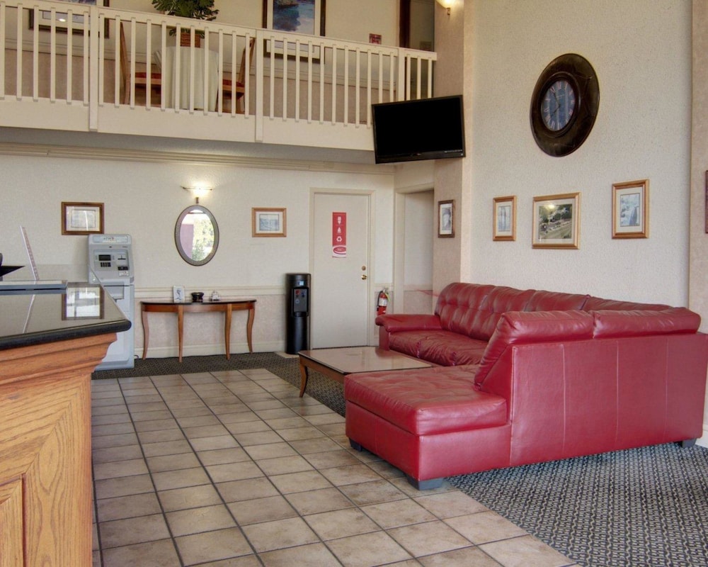 Rodeway Inn Conference Center El Dorado 21/31