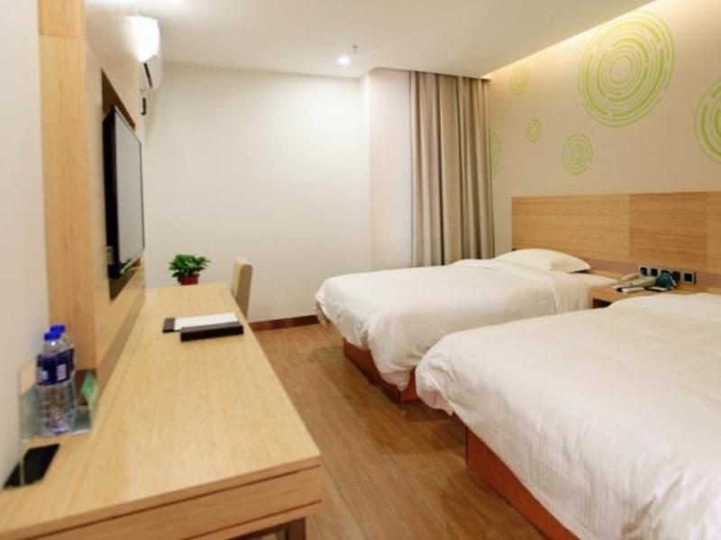 GreenTree Inn Anqing Duxiu Avenue Greenland Metropolis Express Hotel 18/30