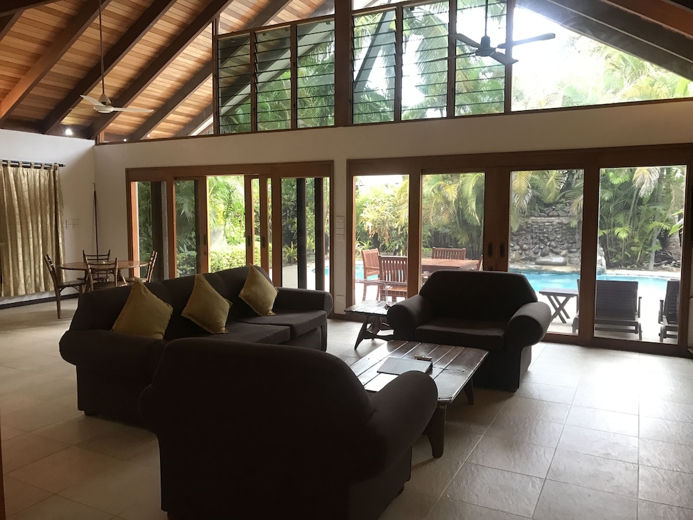 First Landing Beach Resort and Villas 22/50