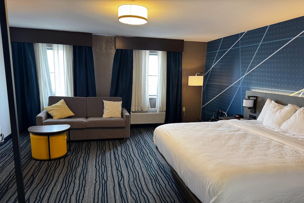 Executive, Suite, King Bed