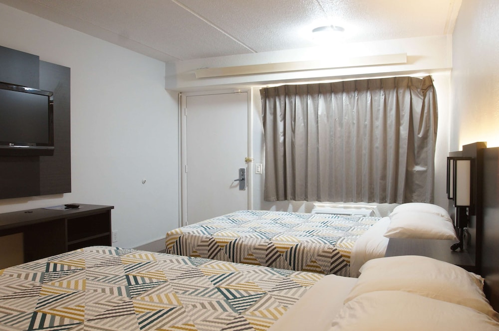 Motel6 Charlotte, NC - Coliseum 33/55