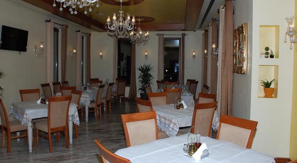 Vila Zeus Hotel 37/43