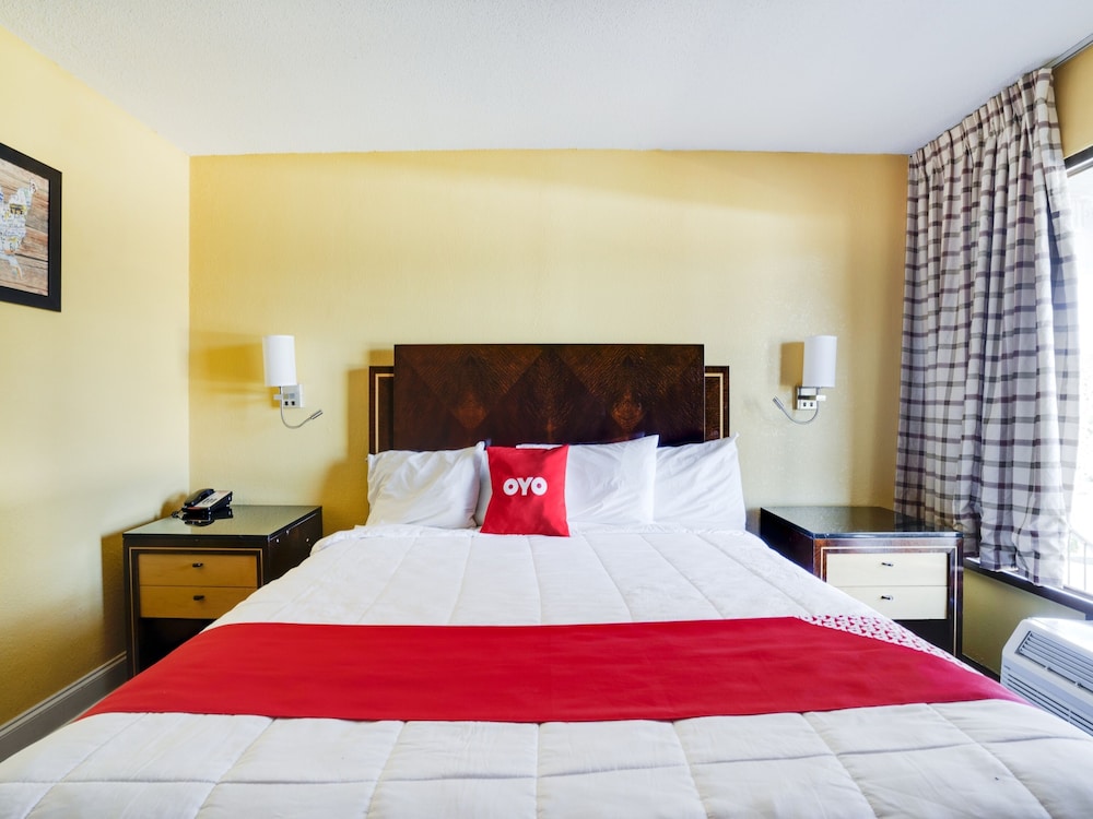 OYO Hotel Wade/Fayetteville I-95 South 21/81