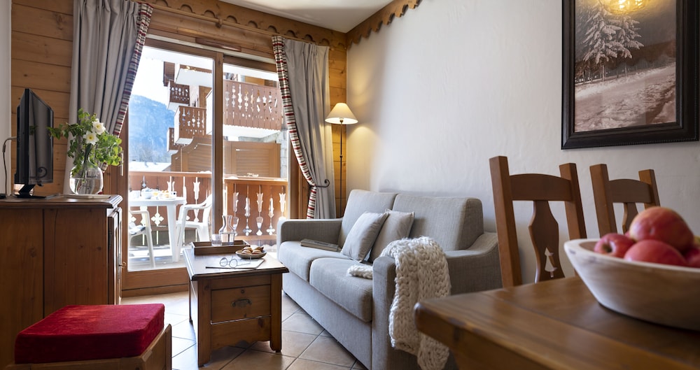 PREMIUM RESIDENCE LES FERMES DU SOLEIL 33/49