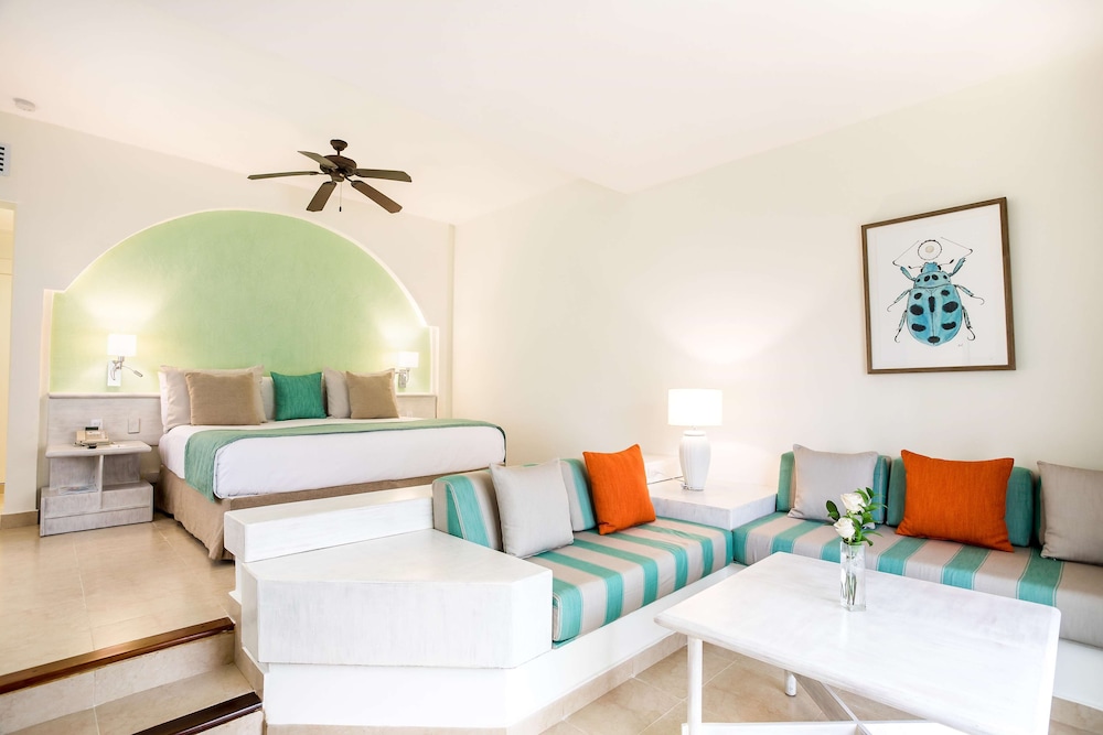 Iberostar Selection Bavaro Suites 8/49