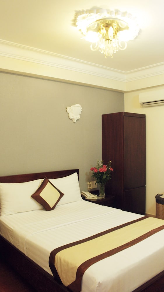 City View Hotel (ex.Hoang Lien Hotel) 20/49