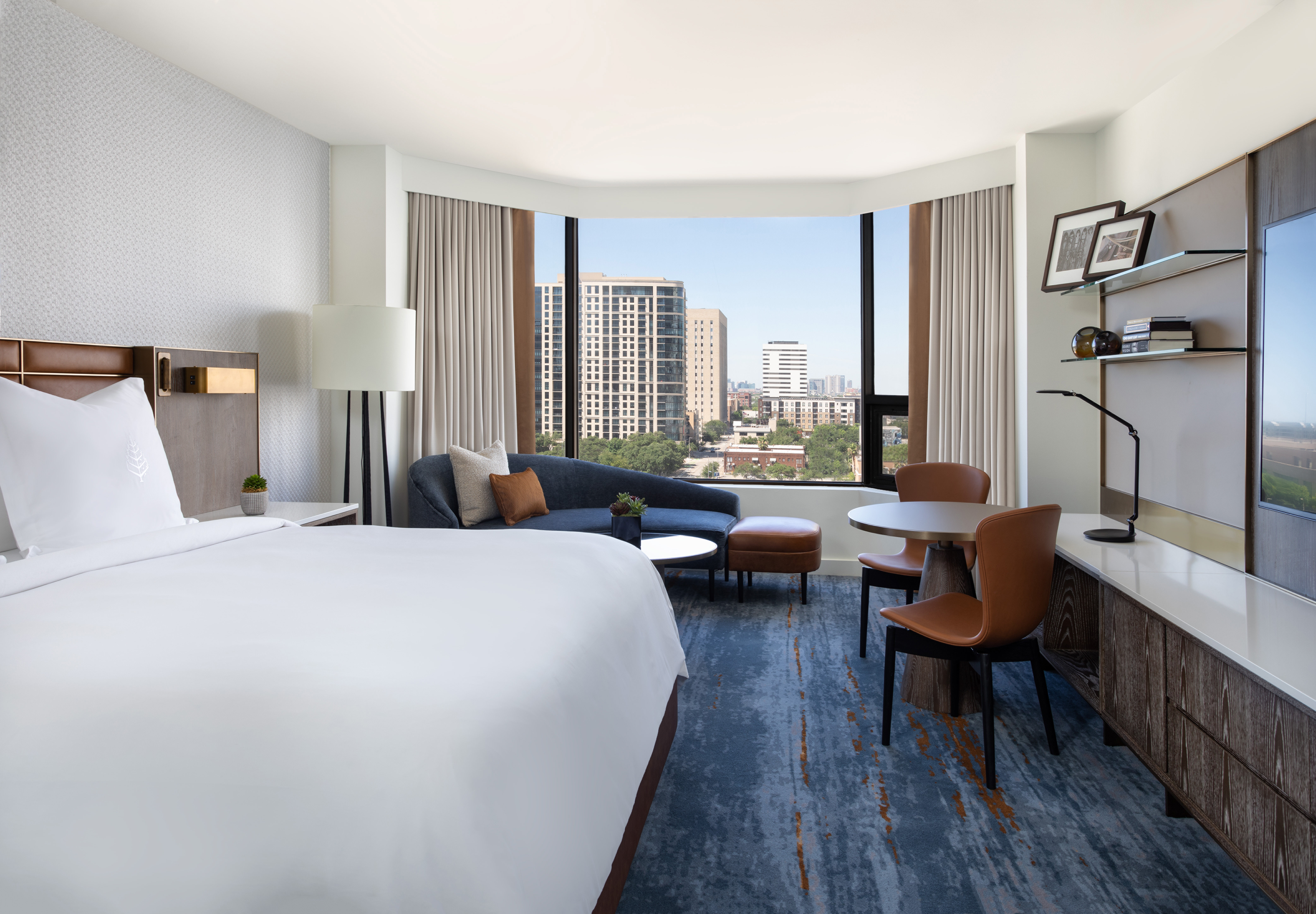 Four Seasons Houston 12/80