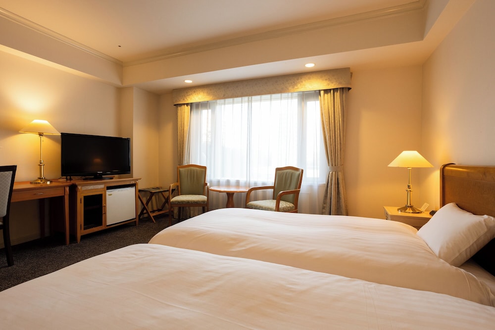 ROOM, TWIN BEDS