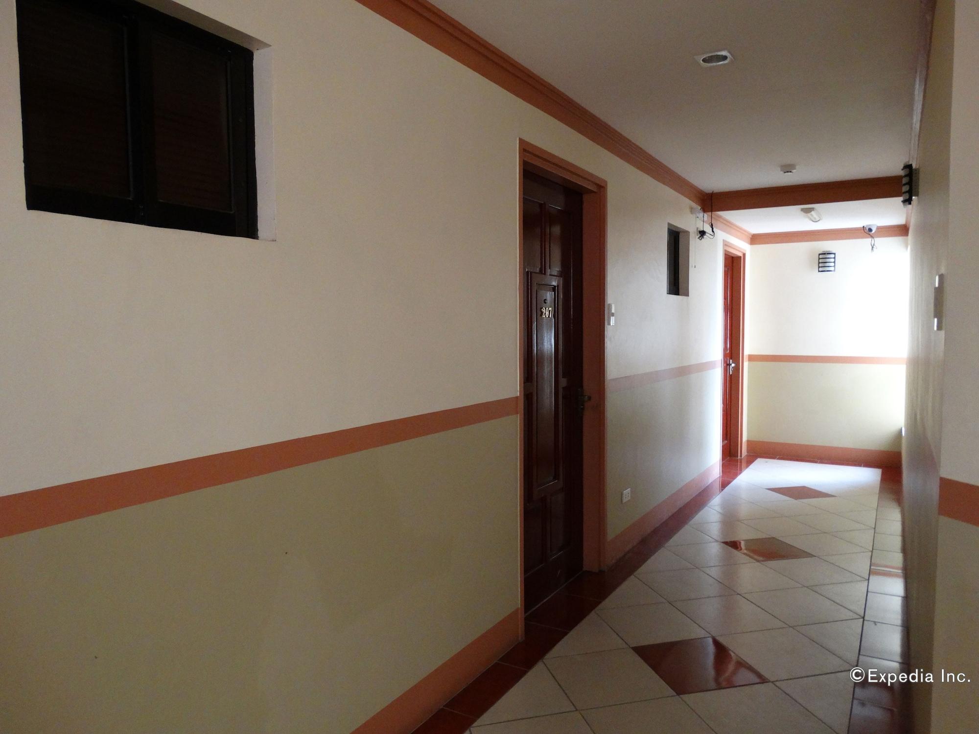 Imperial Ridge Pension House 7/60