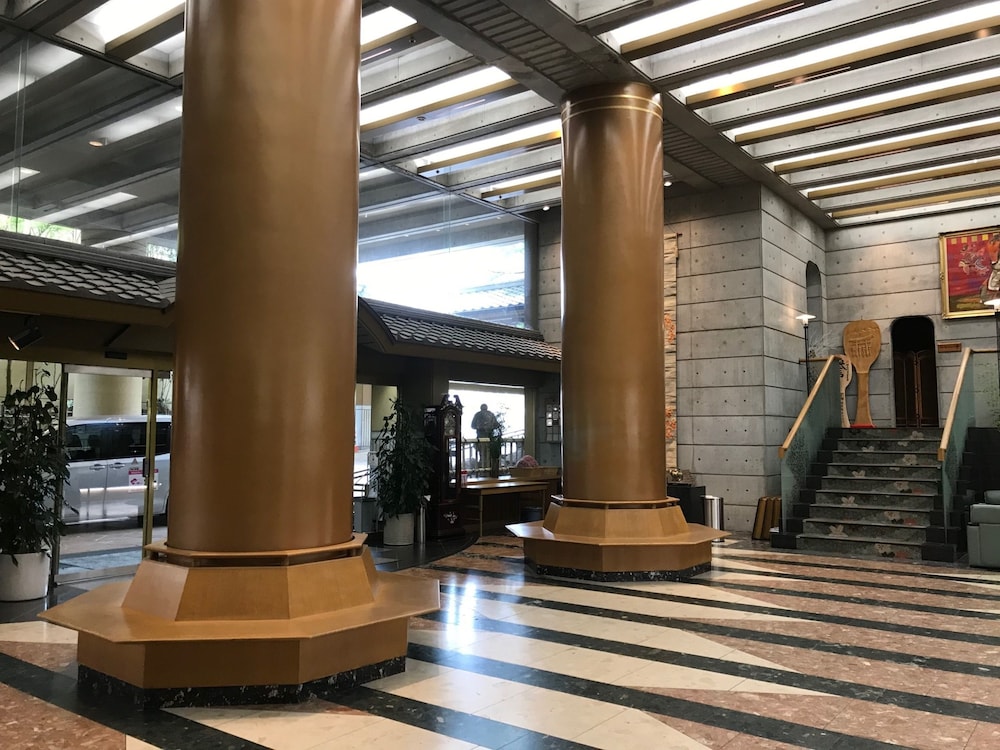 MIYAJIMA HOTEL MAKOTO in HATSUKAICHI CITY