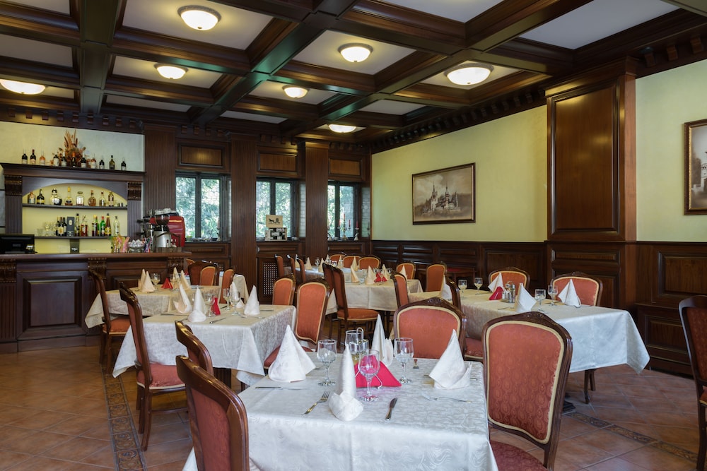 Vila Economat 31/50