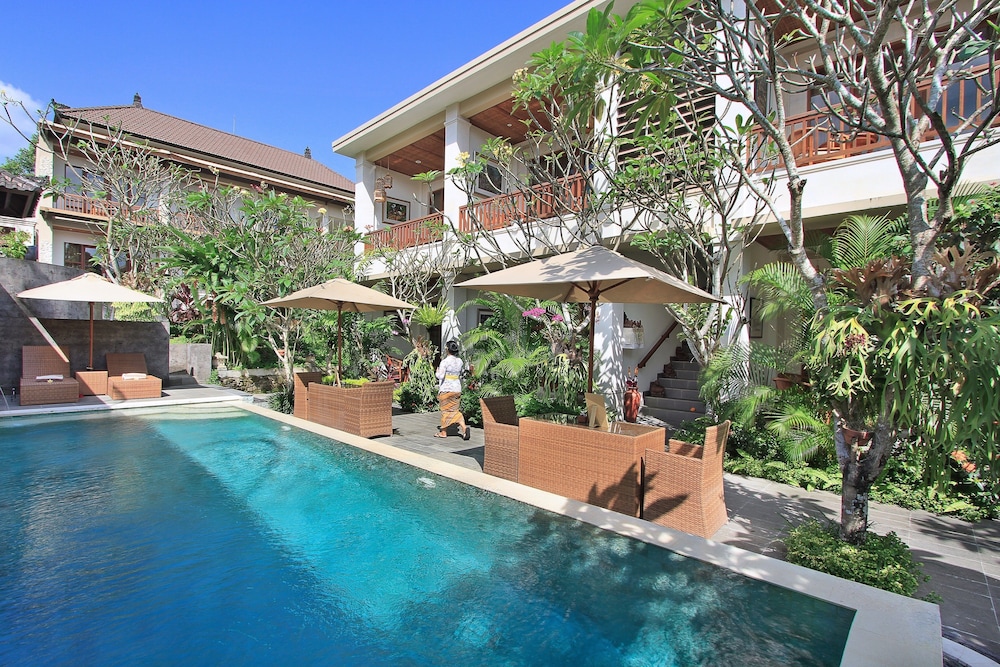 Tebesaya Cottages 25/33