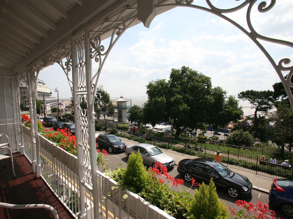 Hamiltons Boutique Accommodation 39/50
