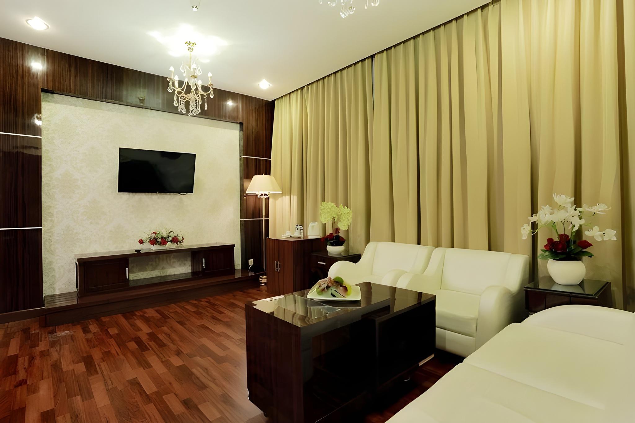 Sutan Raja Hotel & Convention Palu 16/23