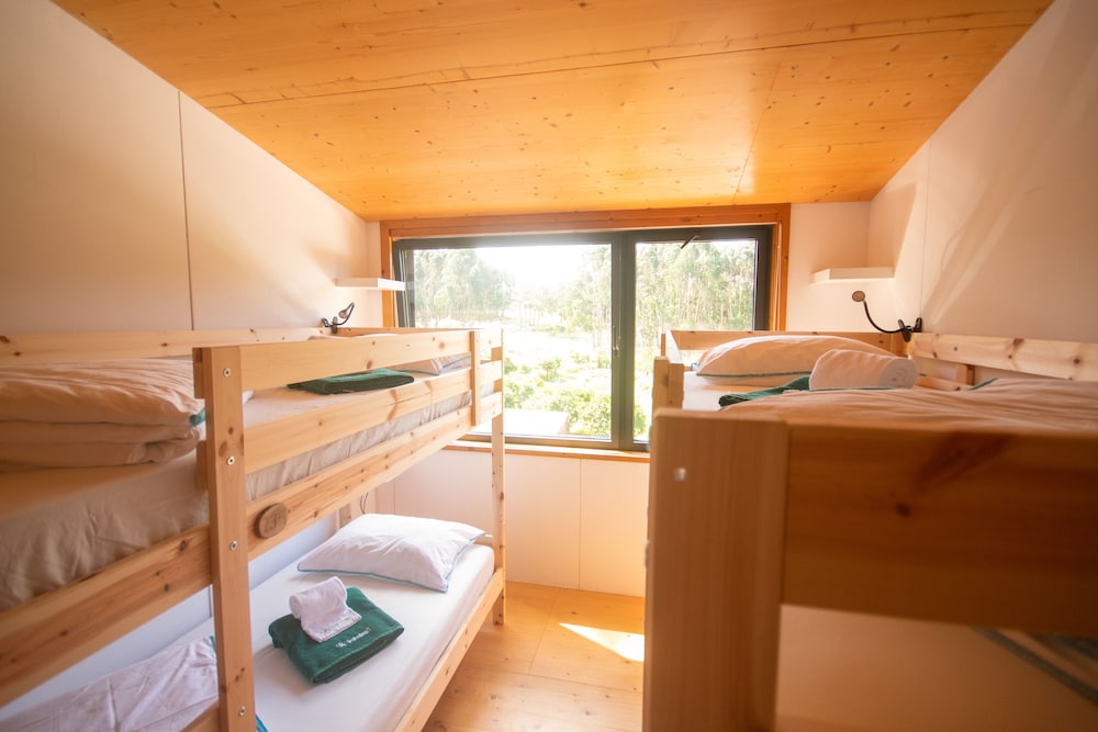 Bukubaki Eco Surf Resort 16/50