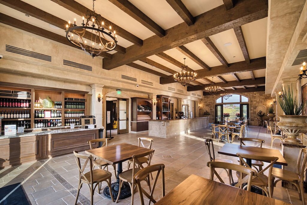 Europa Village Wineries and Resort 32/50