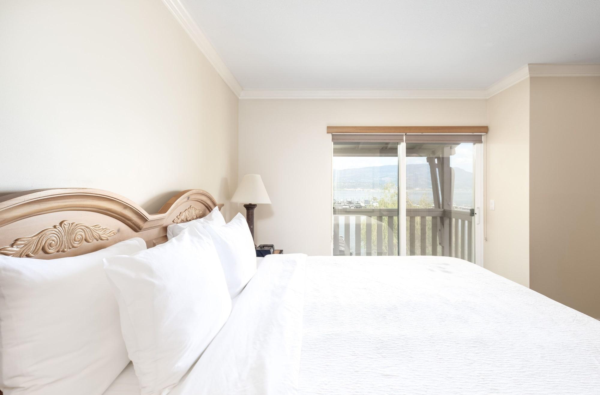 2 Bedrooms, Villa, Beach Front