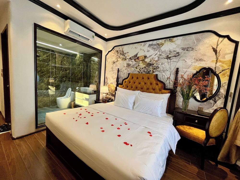 Royal Hanoi Hotel 19/50
