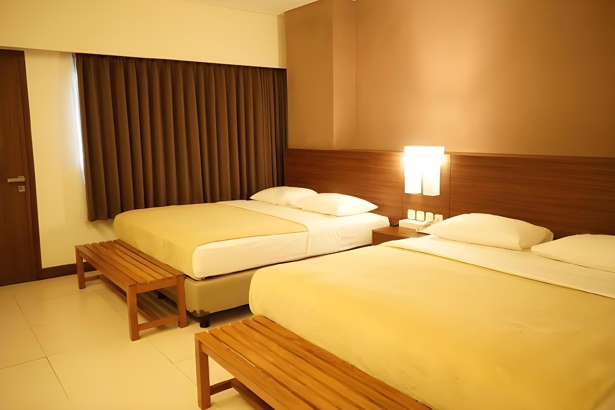 Deluxe, 2 King Beds, Sea View