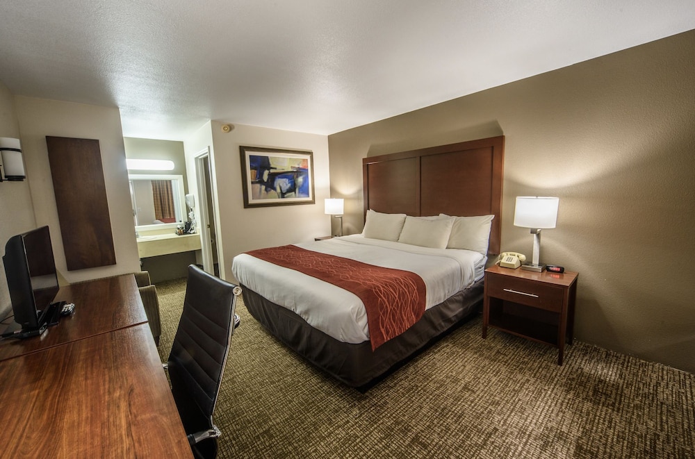 Richland Inn Lawrenceburg 21/46