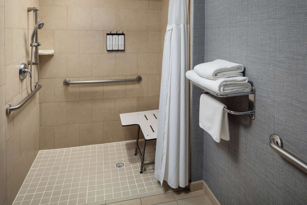 Hyatt Place Lake Mary Orlando North 53/53