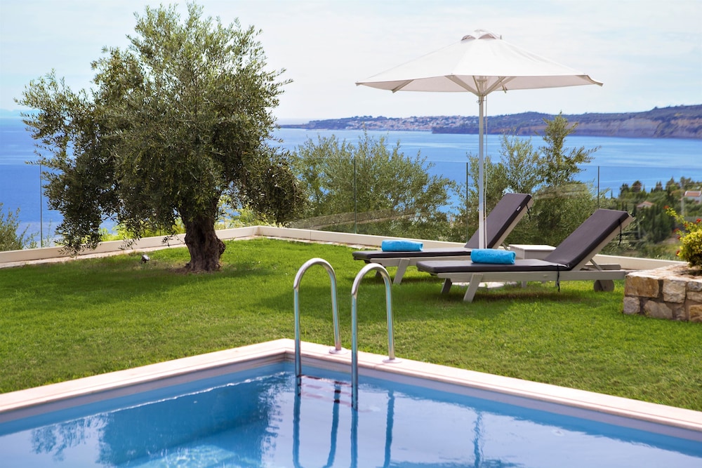 Camvillia Resort & Spa 48/50