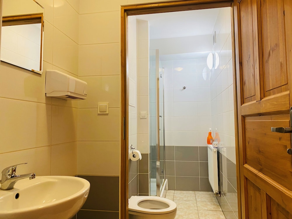 Hostel Sweet Dream Accommodations 47/50