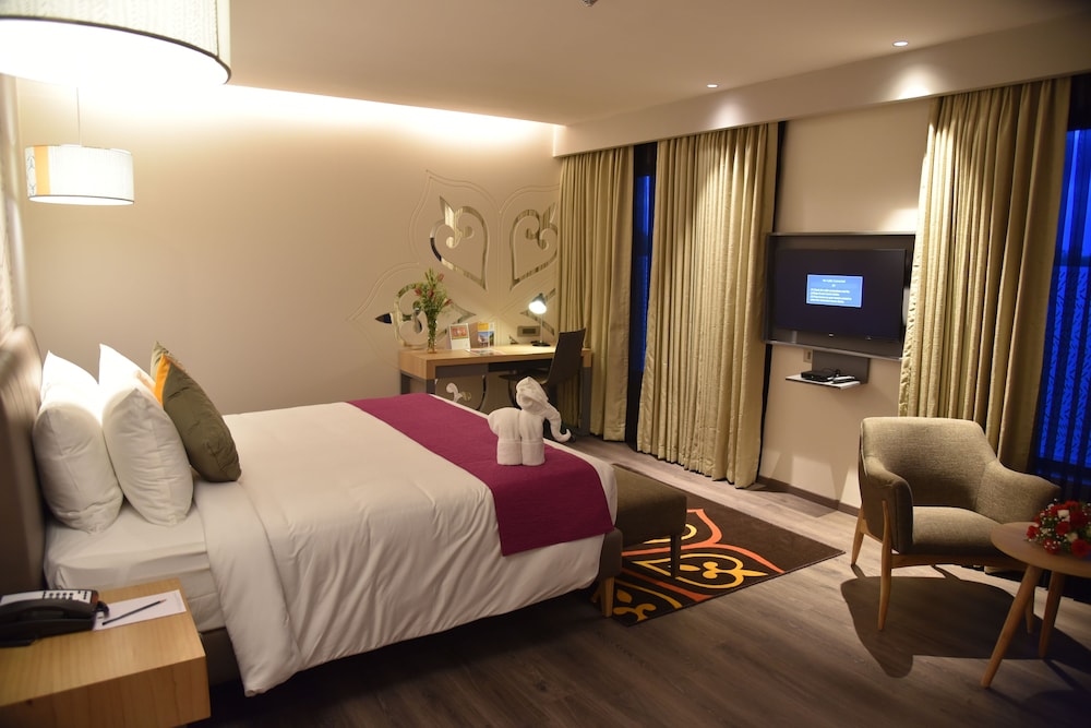 Grand Mercure Mysore 18/70