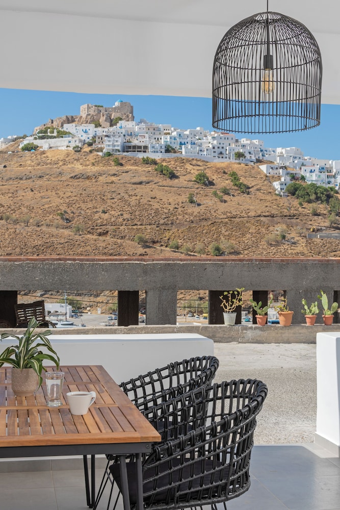 Ixthioessa Hotel 3/53