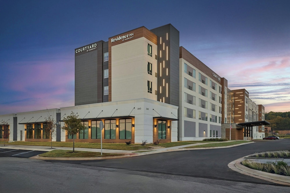 Courtyard by Marriott Madison 2/49