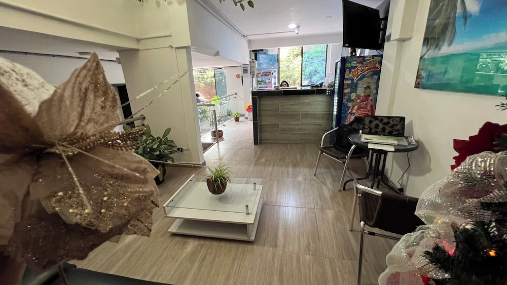 Hotel Jardin de Laureles Medellin 21/28