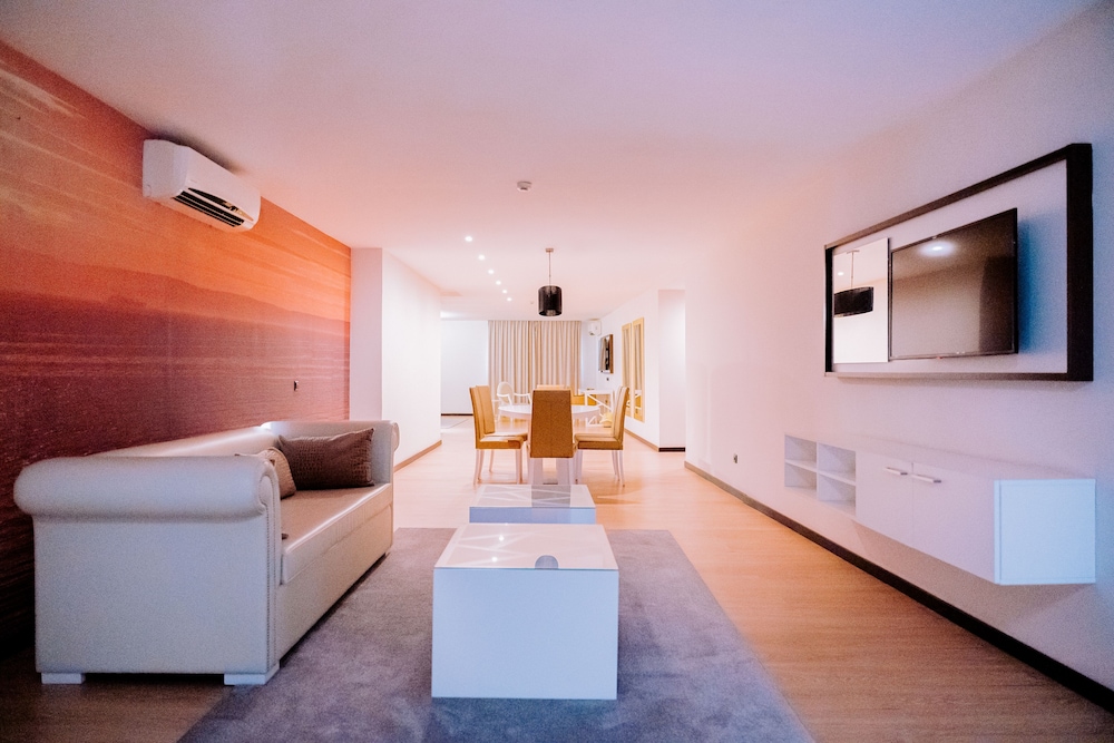 Beira Terrace Hotel 25/50