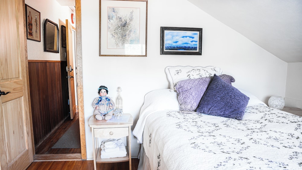 Red Horse Vineyard Bed & Breakfast 27/66