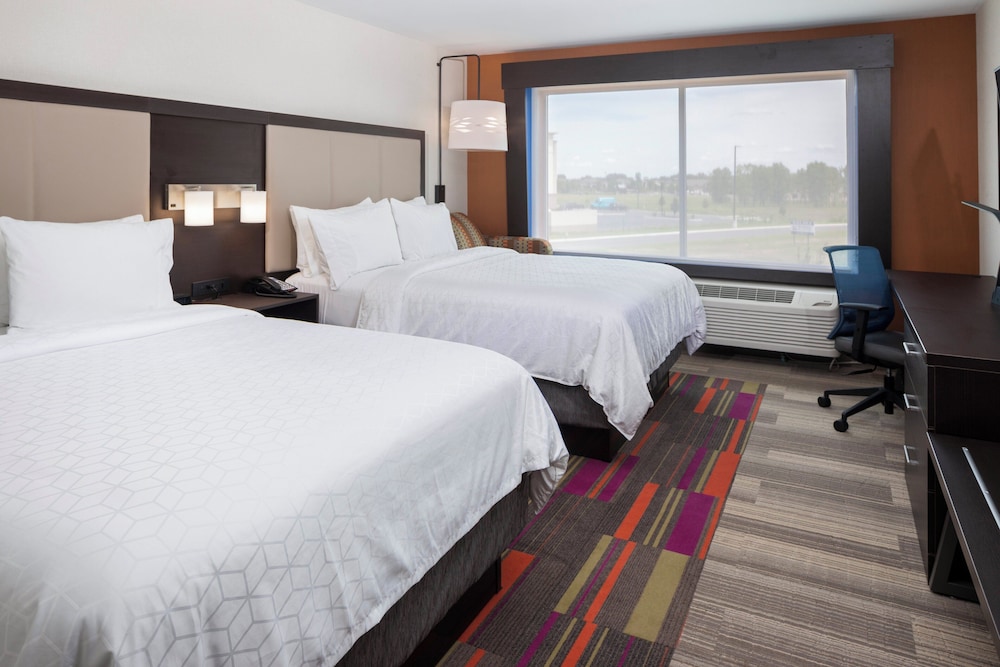 Standard, 2 Queen Beds
