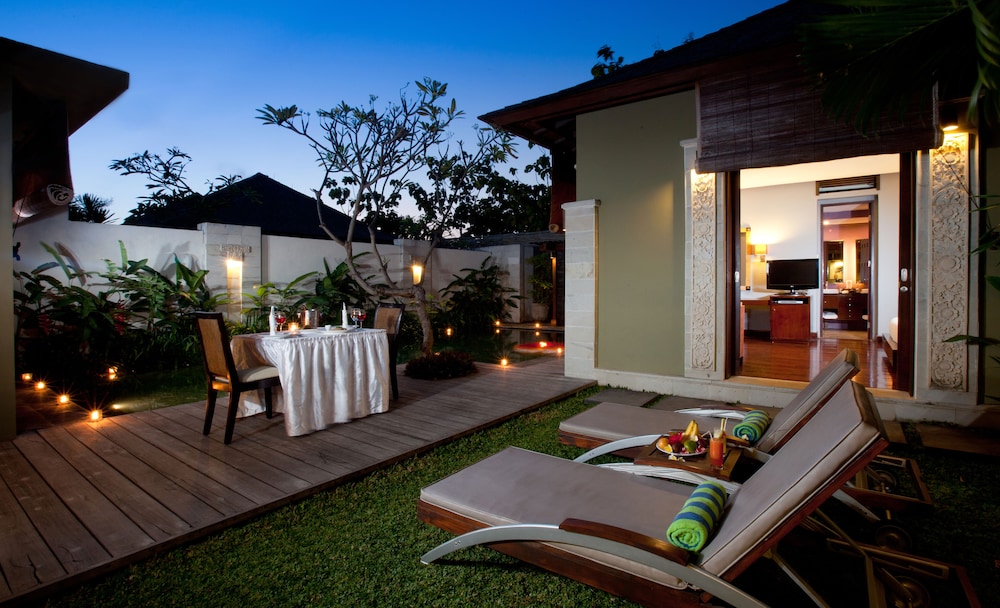 PRADHA VILLAS SEMINYAK 6/63