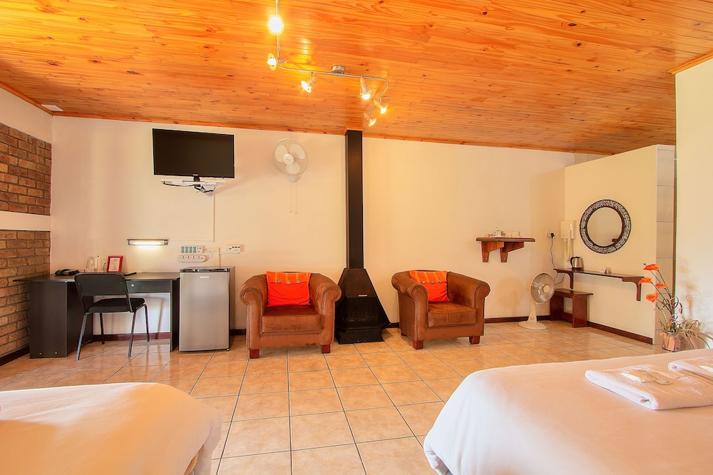 Airport Game Lodge 19/81