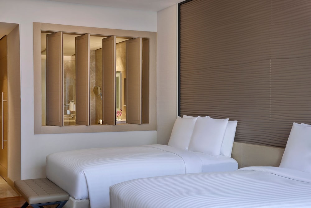 Jeddah Marriott Hotel Madinah Road 28/70