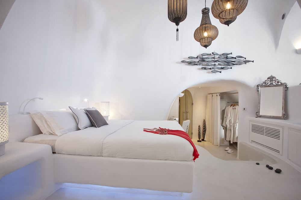 Exclusive, Infinity, Suite, King Bed, 2 Sofa, Private Pool