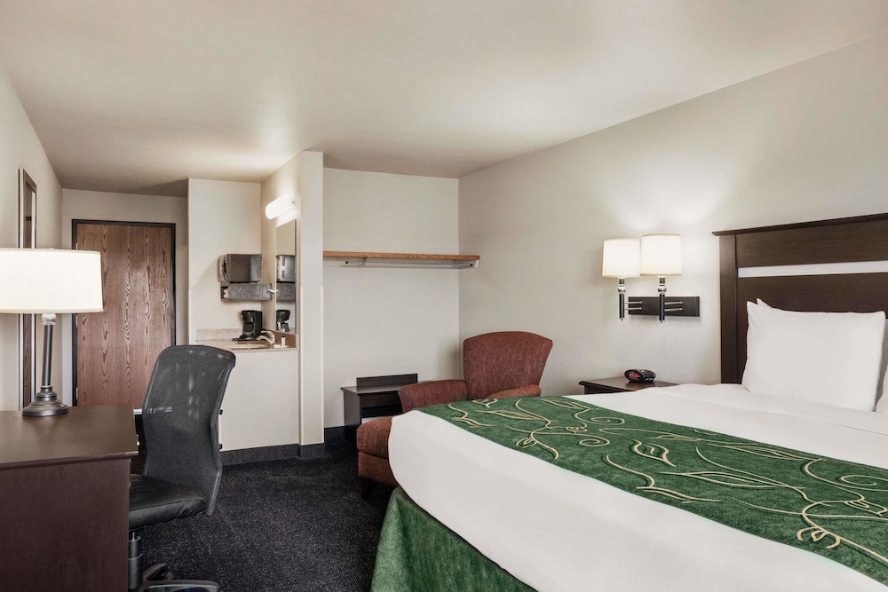 Travelodge By Wyndham Mcalester 4/31
