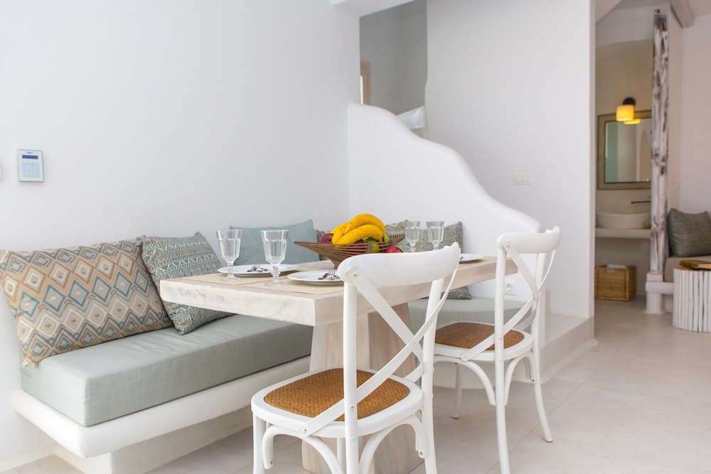 Naxian Lounge Villas 28/50