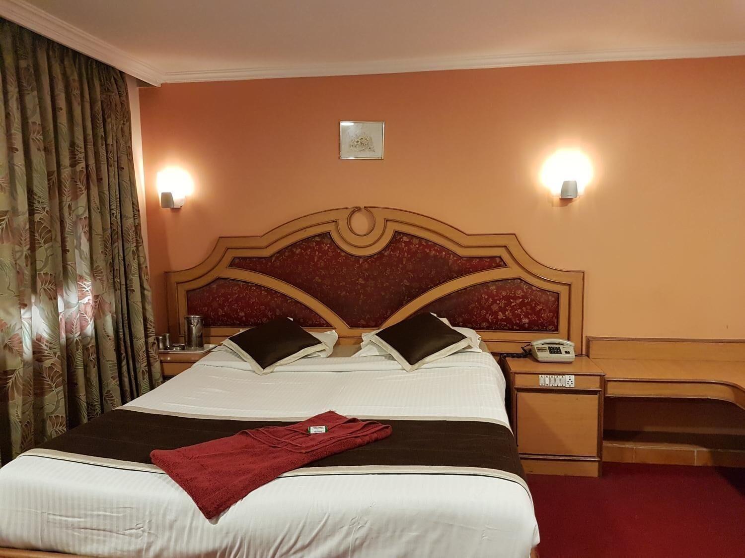 HOTEL MANECK 16/50