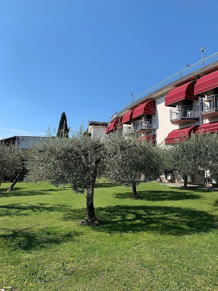 Hotel Mon Repos 30/50