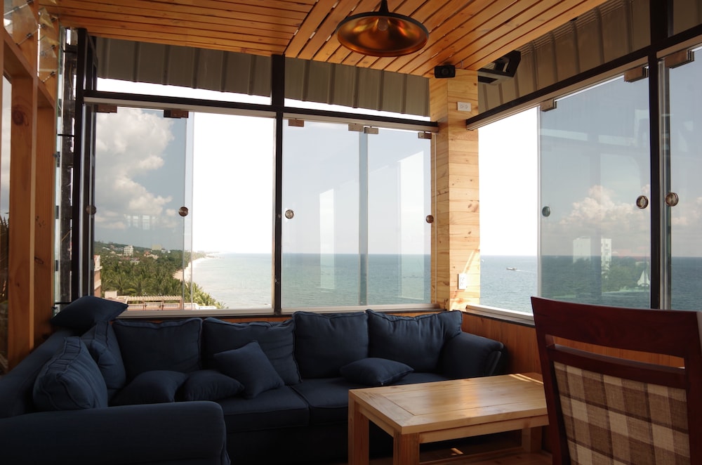 Ngoc Chau Hotel 34/60