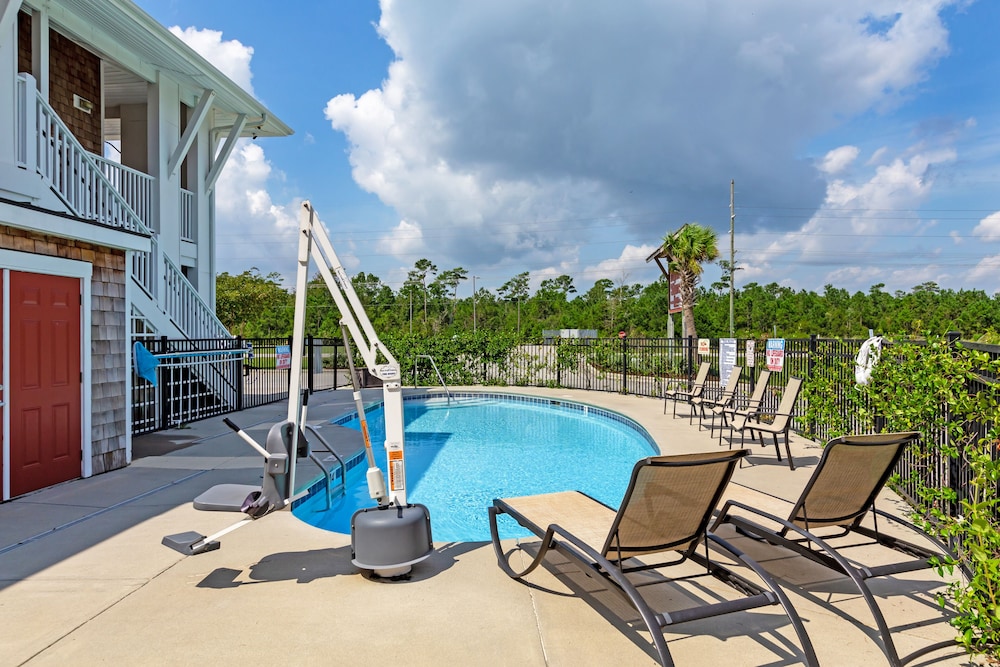 Topsail Shores Inn 59/67