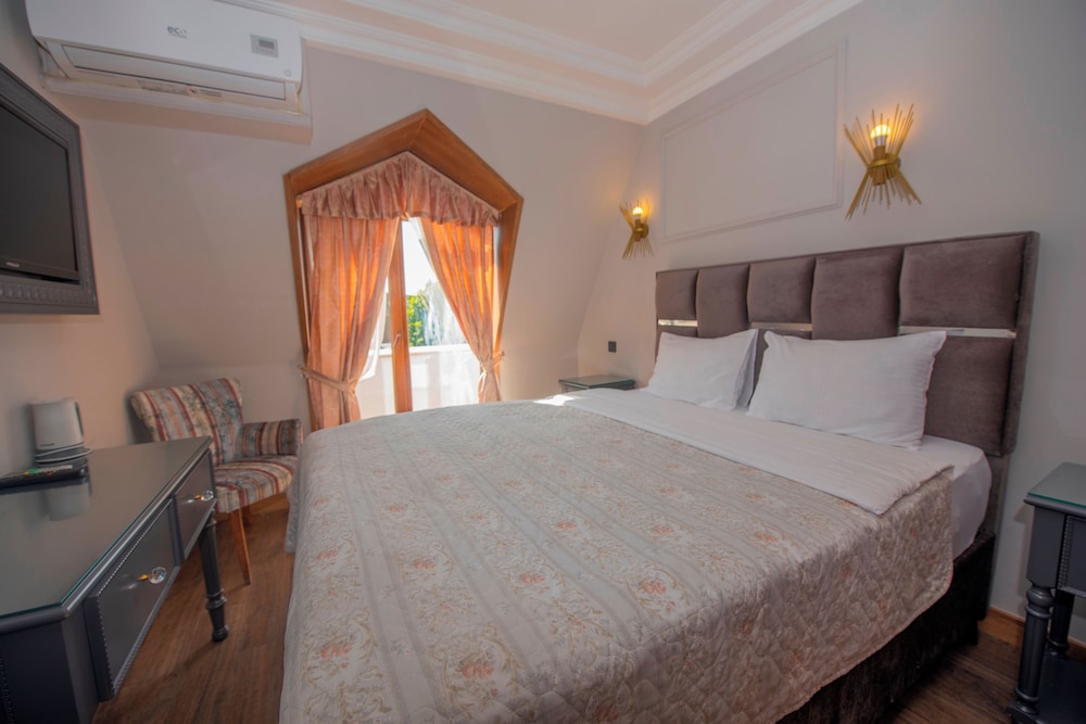 Hotel Daphne 19/64