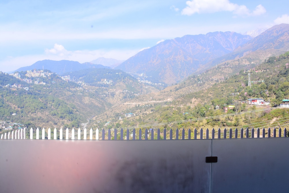 JuSTa Luxe Birding Resort and Spa Dharmshala 53/61