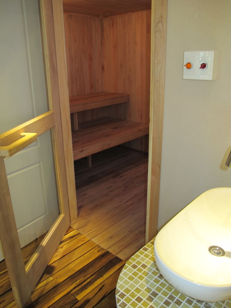 Jaina Resort and Spa 50/50